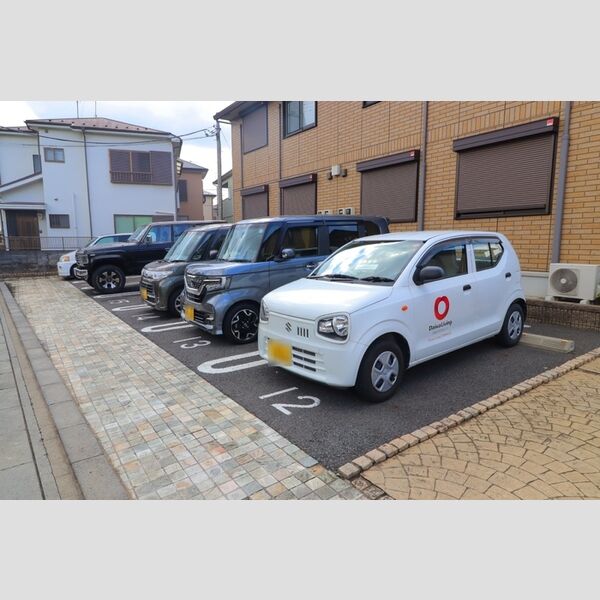 メゾンエスポワール　Ⅴ 駐車場