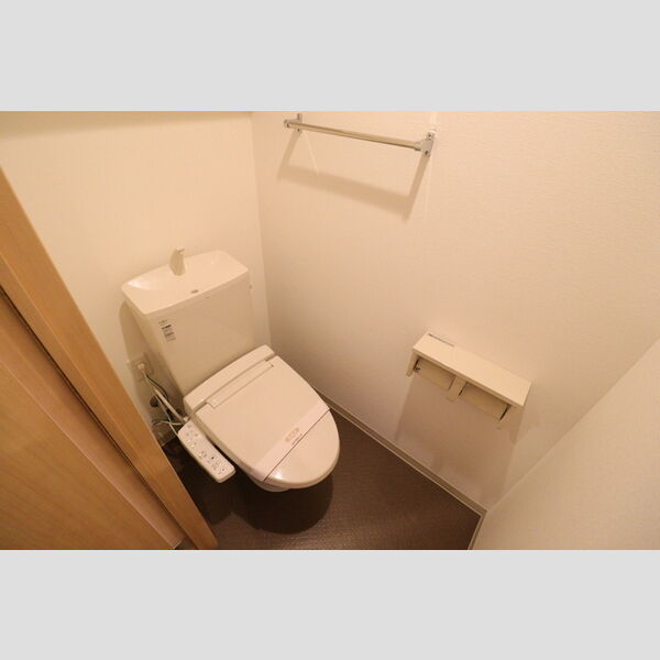 セレース川崎大師306号室 トイレ