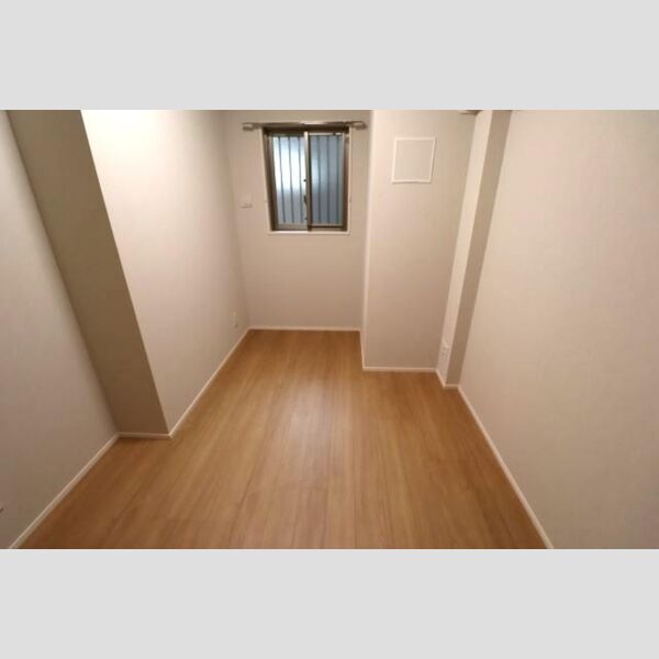 サンジョイアゼロ103号室 納戸5、2帖