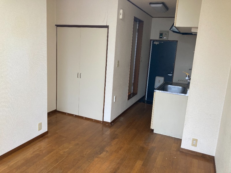 フローラ2階 内観