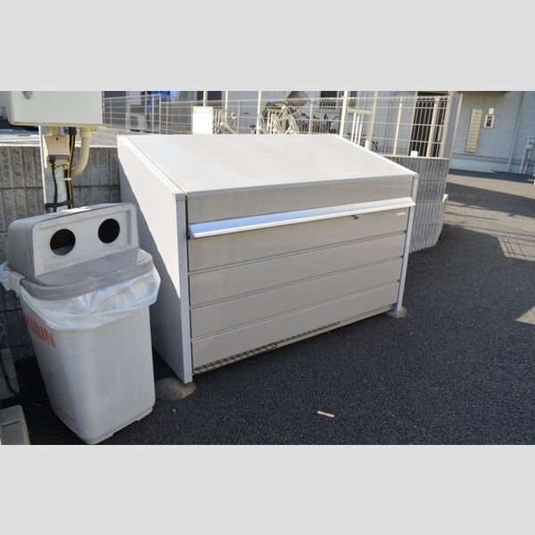 SAIGA203号室 ダストストッカー