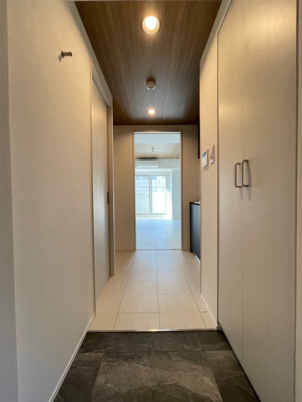 レジディア秋葉原 玄関