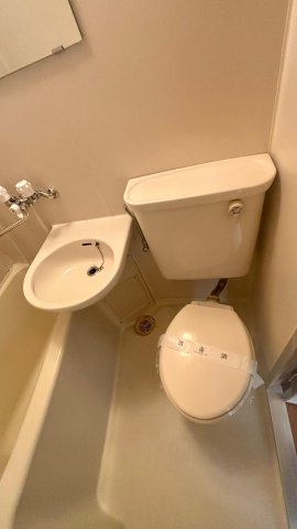 Rooms北新宿 トイレ