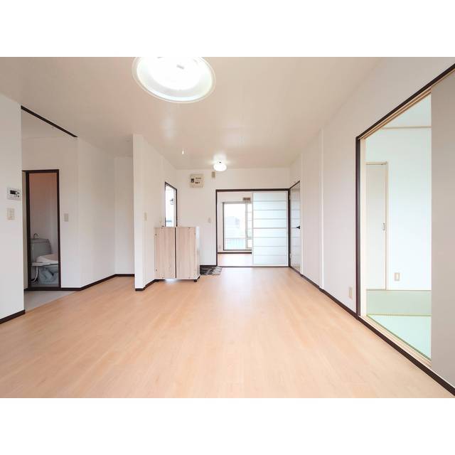 メゾン蓮正寺 リビング