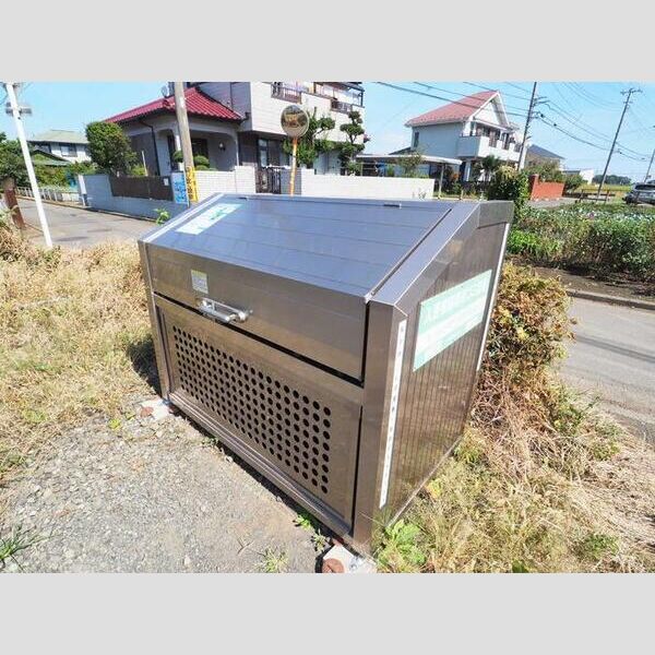 クオーレ　中屋敷2 敷地内ゴミ置き場