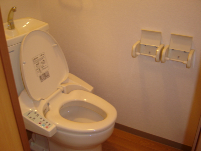 コンフォートＮⅡ403号室 トイレ