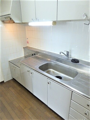 ビューハイツ高山2階 キッチン　※2024年4月撮影