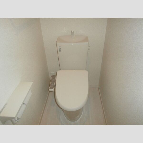 メゾン・ド・アヴニール 温水洗浄暖房便座