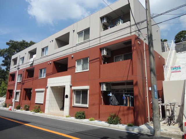 サンフォレスタ１番館 外観写真（昼）