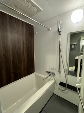 フロンティア新宿タワー2203号室 ※参考写真