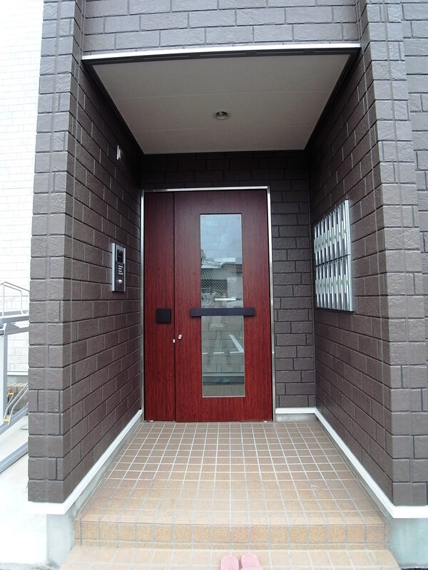 リブリ・コンソラトゥール1階 エントランス