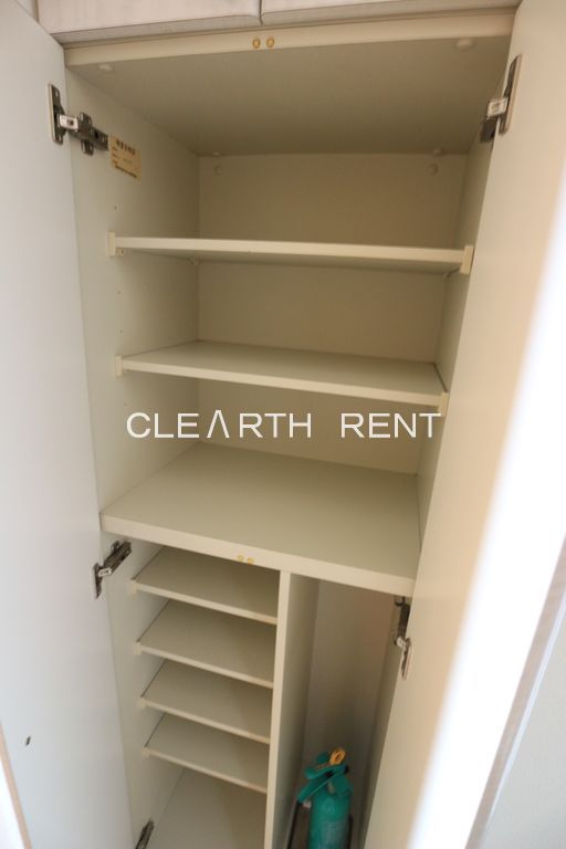 パレステュディオ目白 同タイプ別住戸写真となります。現況と異なる場合がございます。