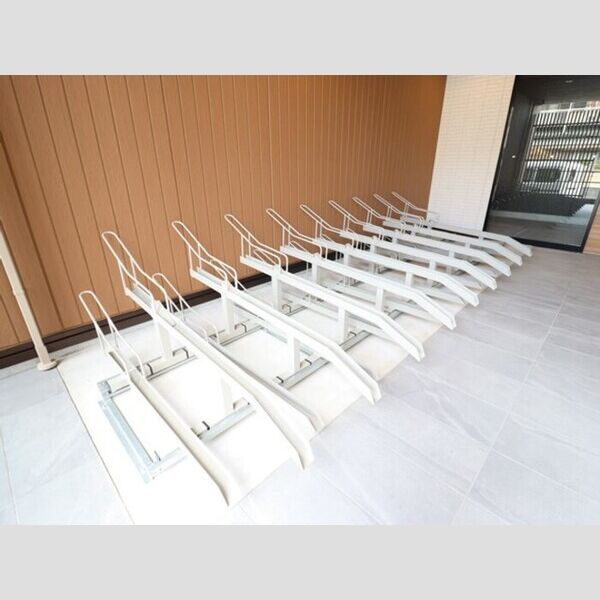 グレイスフルコート雅 駐輪場