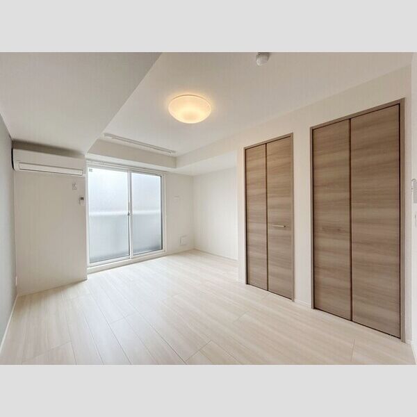 グラナーデ東日暮里302号室 洋室8.1帖