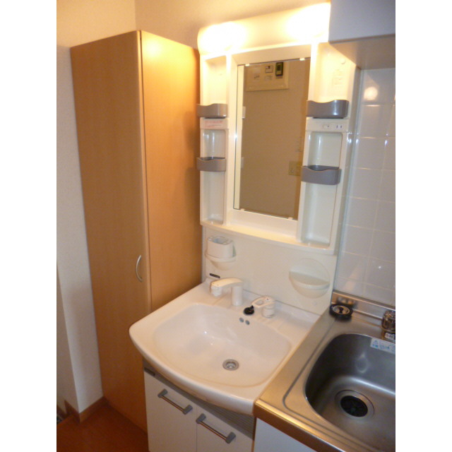 プレール・ドゥーク東京ＮＯＲＴＨ203号室 同建物別部屋の参考画像