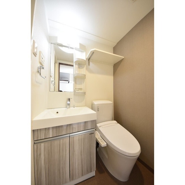 Court Blanche0505号室 内観