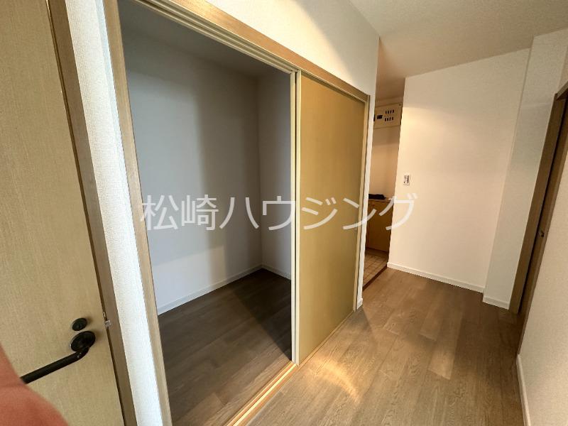 ファームシャトーⅡ3階 収納