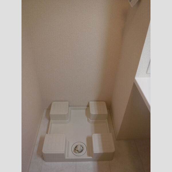 エヴァーラスティング千葉106号室 同建物別部屋の参考画像