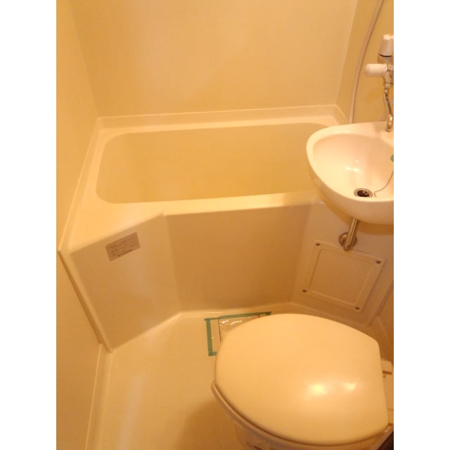 サンパレス中野坂上0203号室 内観