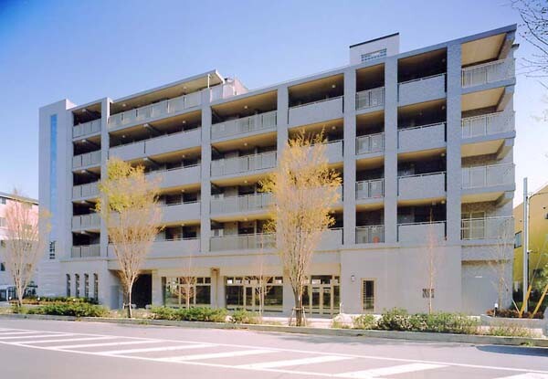 エーコー・カミキの外観画像