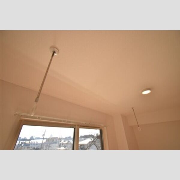 マーリエ　Ⅰ301号室 室内物干し