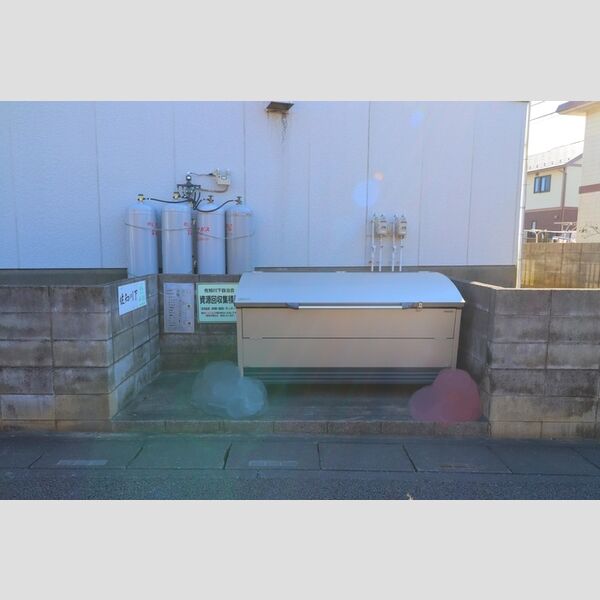 ルアール佐知川　壱番館 ゴミストッカー