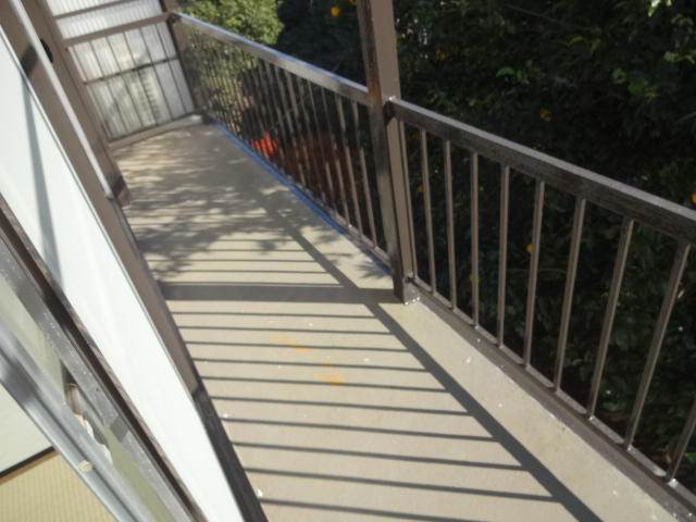 若草荘 バルコニー