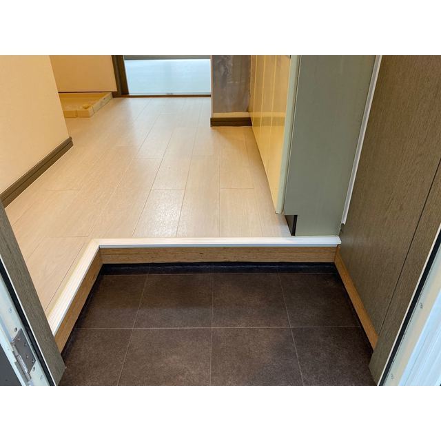 ノーブル矢作102号室 玄関