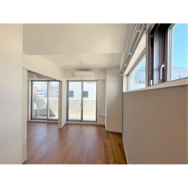 アエル浦和405号室 リビング