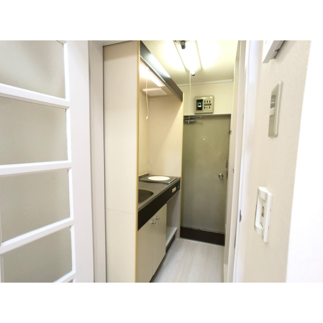 リモード本厚木A棟203号室 内観