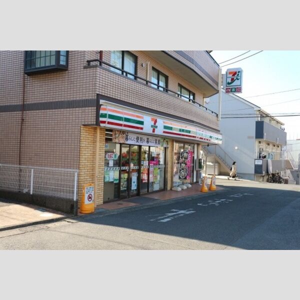 ソレイユ セブンイレブン相武台前駅店