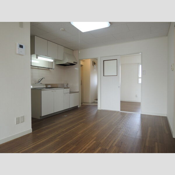 パーク・サイド杉浦　2 LDK14帖