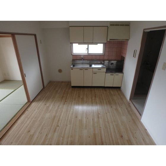 ビジュアルピア402号室 リビング