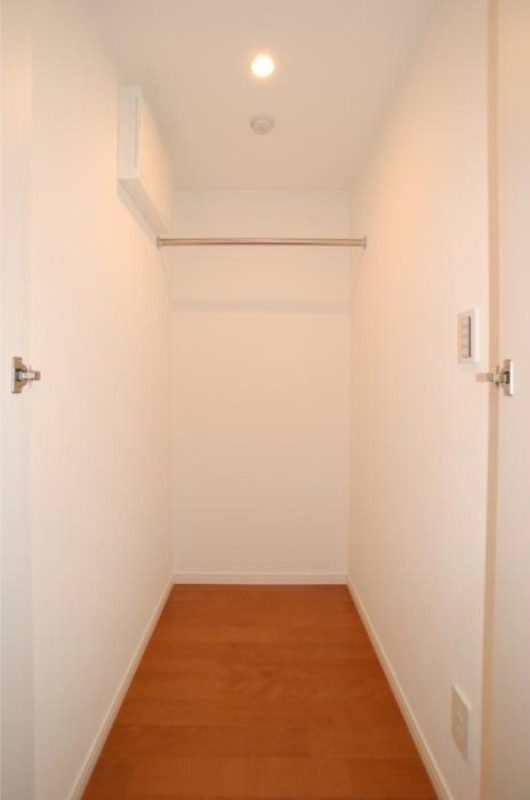 ステージファースト上落合5階 納戸