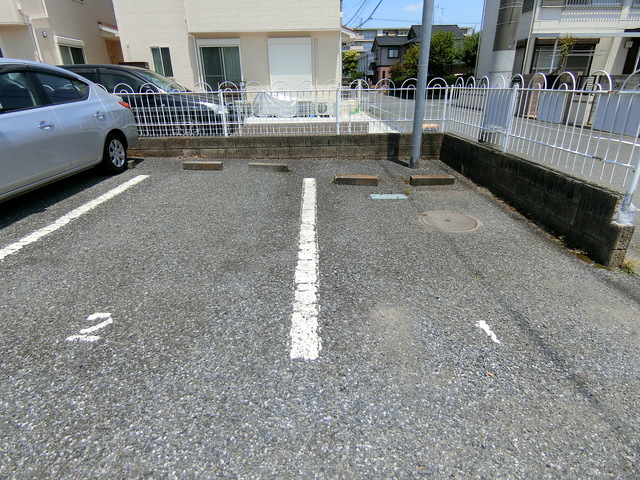 グリーンパーク田園１２号 駐車場