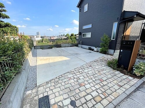 練馬区土支田一丁目戸建て 駐車場