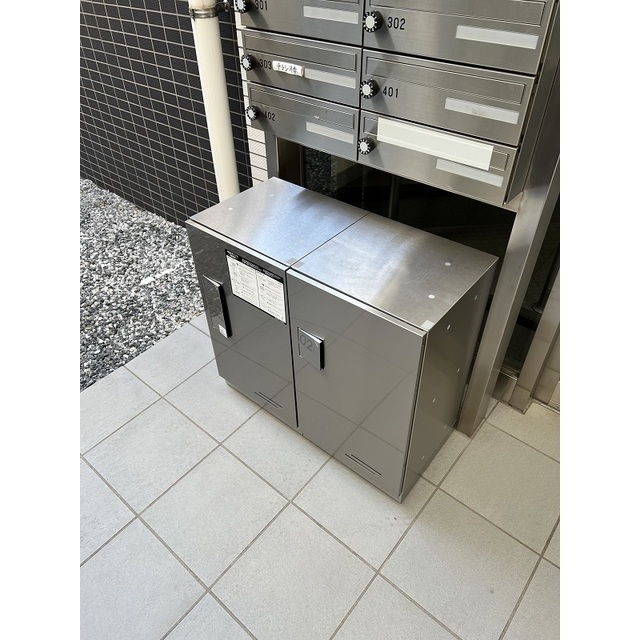 アダット新中野1階 宅配BOX