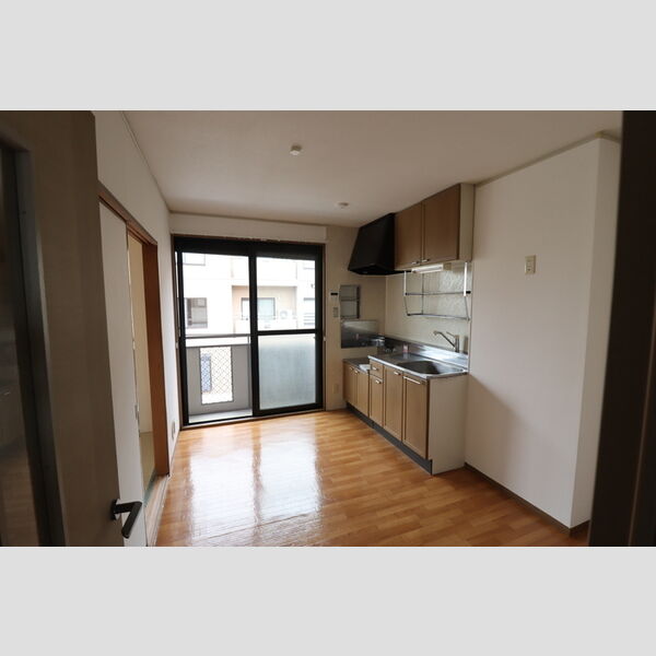 クレール本郷 ダイニングキッチン