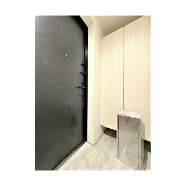 LUGEND大宮203号室 玄関