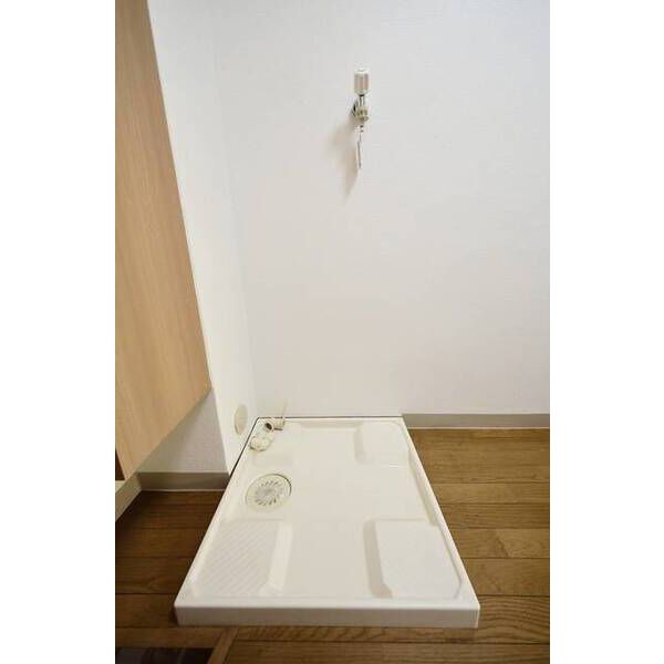 北浦ビル0305号室 洗濯機置場