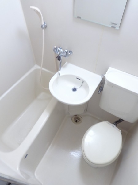 グローリア初穂高田馬場 トイレ