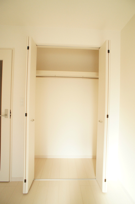 リブリ・踊場1階 収納