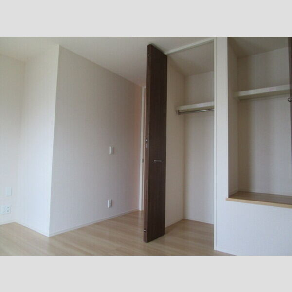 アルバ　フォレスタ202号室 クローゼット