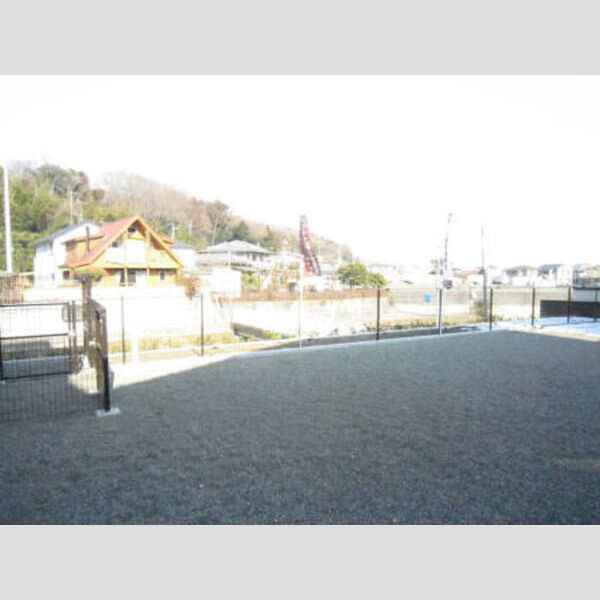 ジ・エレガンス城山101号室 101 ドッグラン