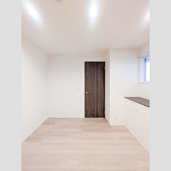 ノーブルヴィラ曙町102号室 洋室