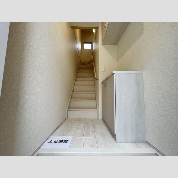 リーブルファイン新小岩 玄関