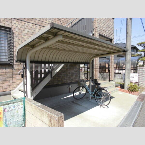 アベニュー吹上 駐輪場