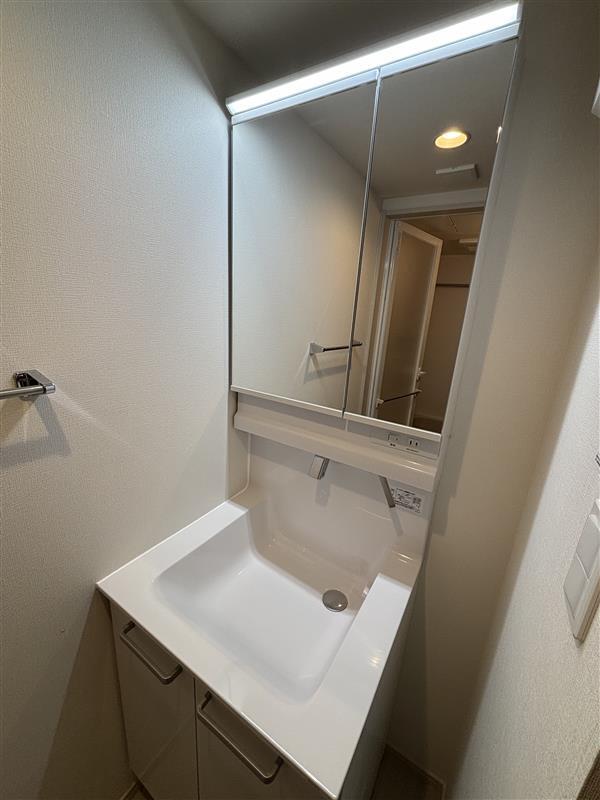 リブリ・セリジエ2階 洗面