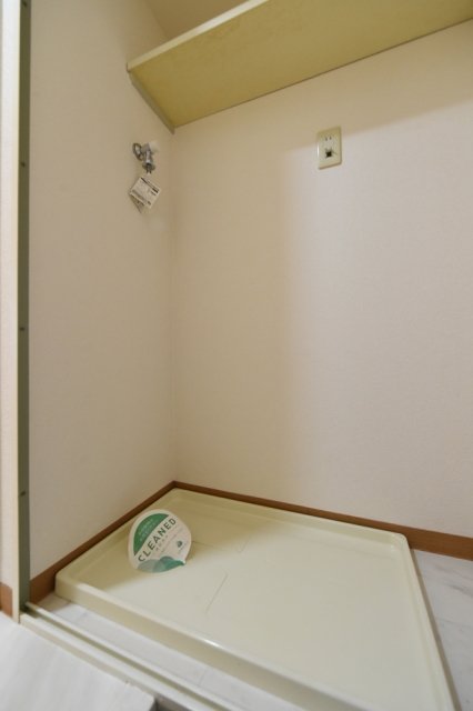 日神パレステージ武蔵関公園 室内洗濯機置場