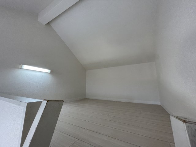 メゾン・アイリスⅡ 寝室